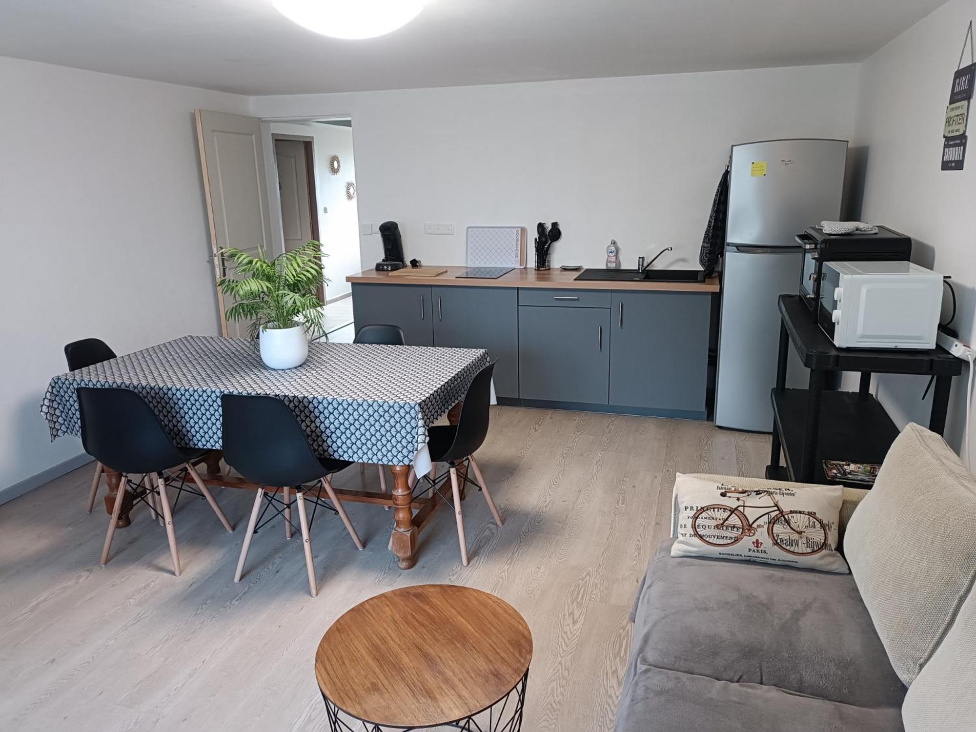 Maison A La Campagne Biras Extérieur photo